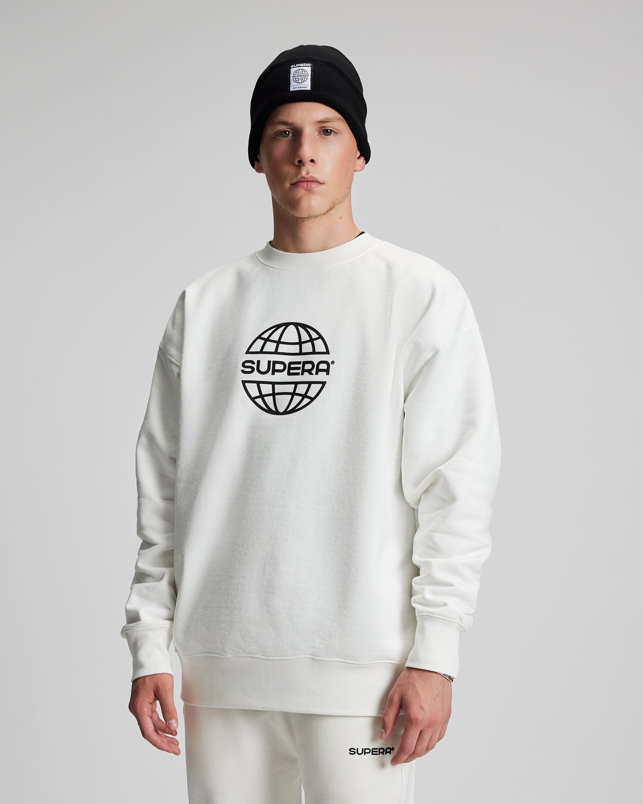 SOLID ONE SWEATSHIRT